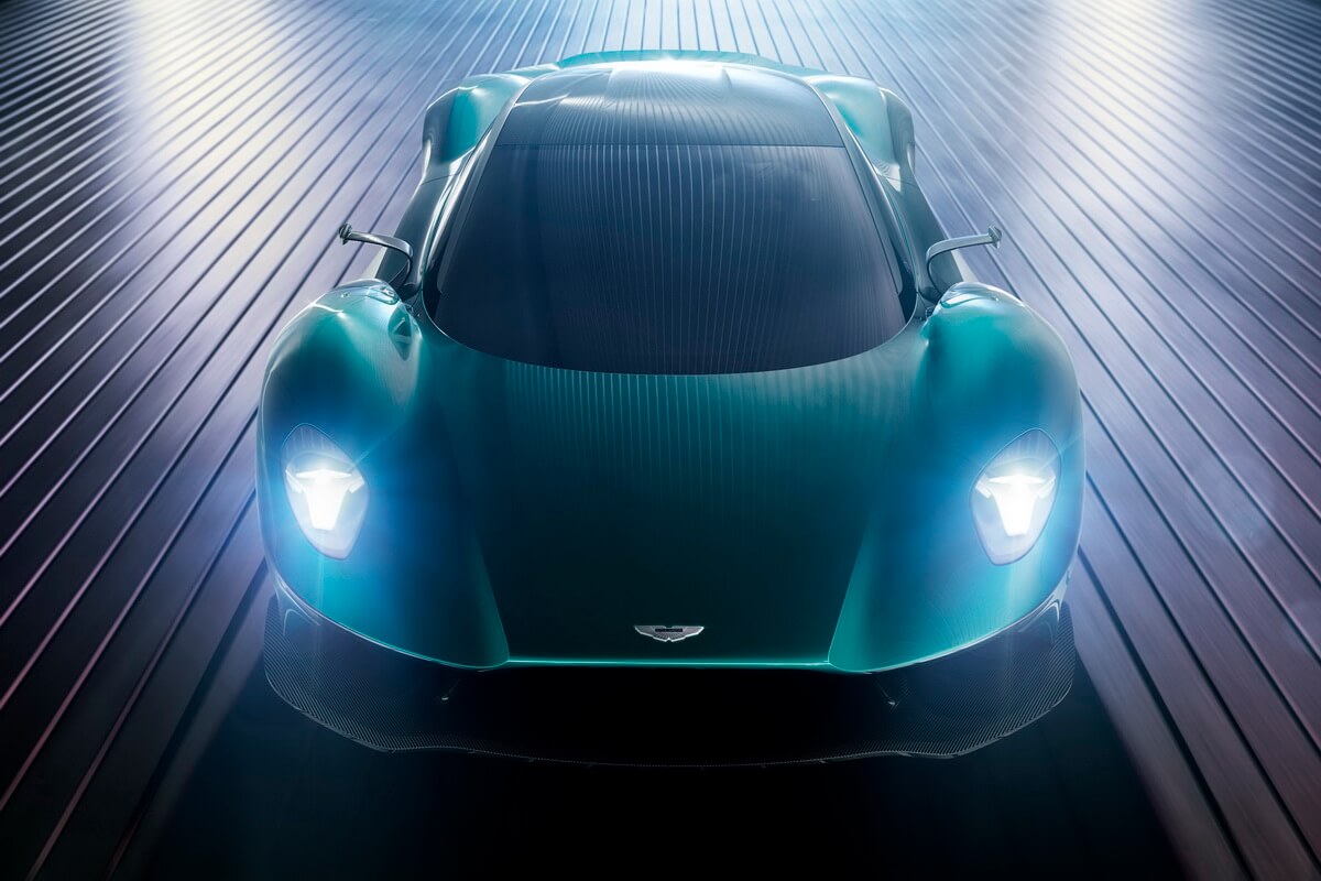 Aston-Martin-Vanquish-Vision-Concept-61.jpg