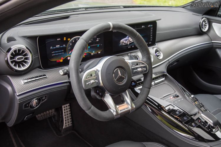 Essai AMG GT 4 portes 63S intérieur