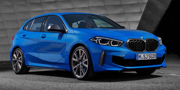 BMW M135i xDrive F40: transversale –