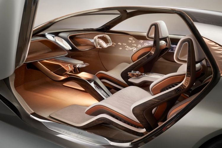 Bentley EXP 100 GT intérieur