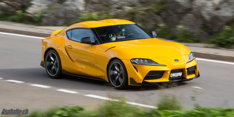 Essai Toyota Supra A90 Lightning Nitro Yellow