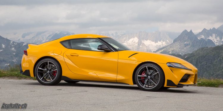 Essai Toyota Supra A90 Lightning Nitro Yellow