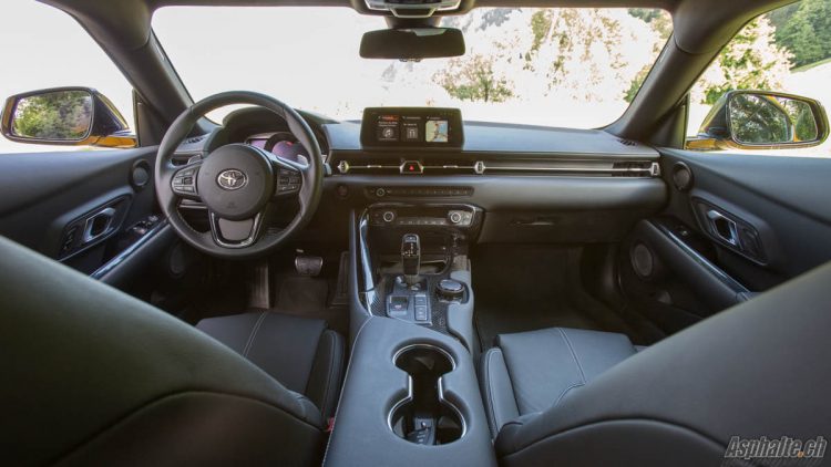 Essai Toyota Supra A90 intérieur