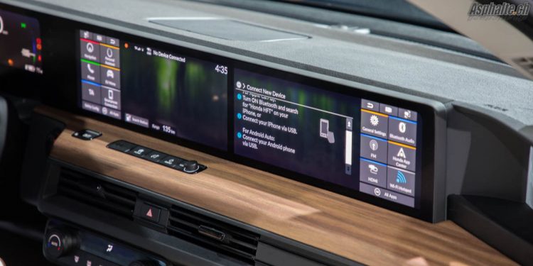 Honda e IAA 2019 tableau de bord écrans