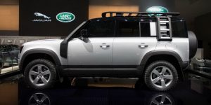 Land Rover Defender IAA