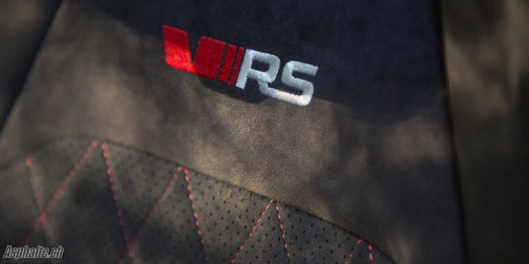 Essai Skoda Kodiaq RS logo broderie intérieur Hi Lux