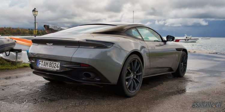 Essai Aston Martin DB11 AMR