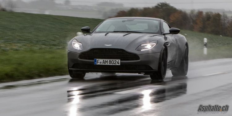 Essai Aston Martin DB11 AMR