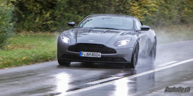 Essai Aston Martin DB11 AMR