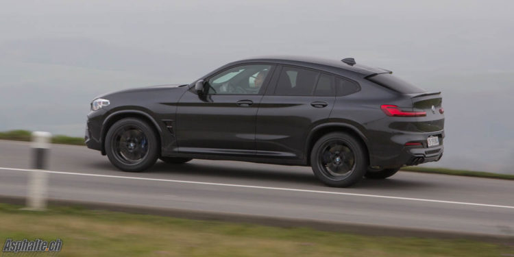 BMW X4M Sophisto Grau