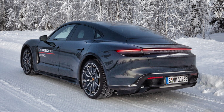 Essai Porsche Taycan Turbo S